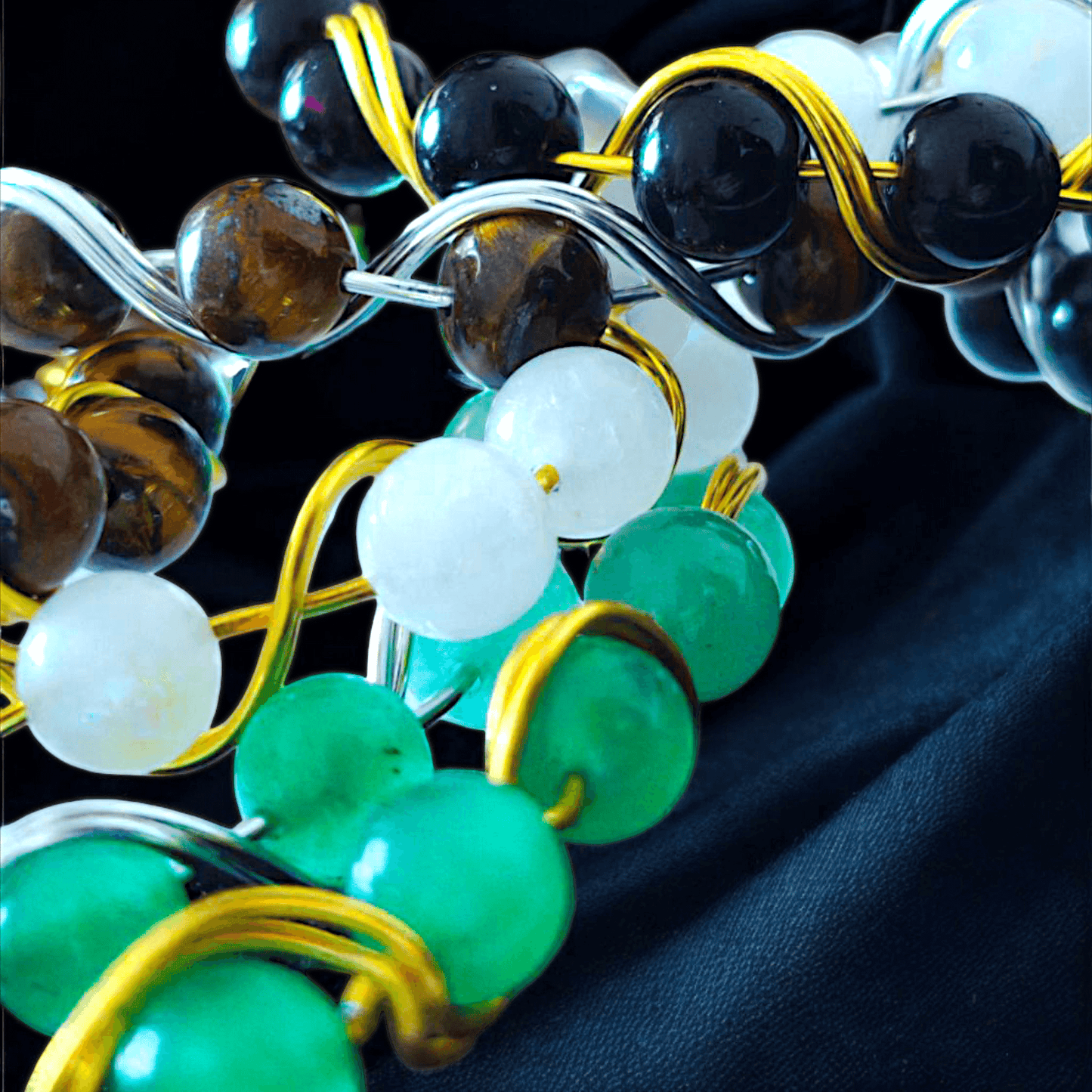 Syrena - Bracelet en pierre (plusieurs modèles)