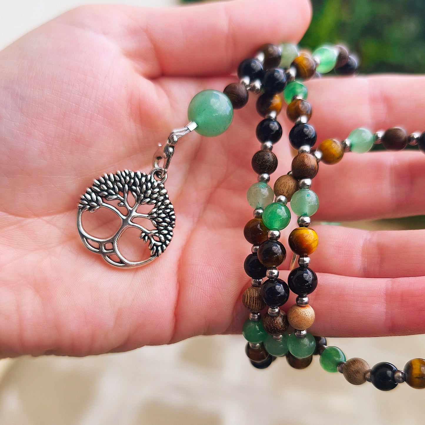 MALA | GAÏA : Collier rituel en Obsidienne/Œil de tigre et Aventurine verte