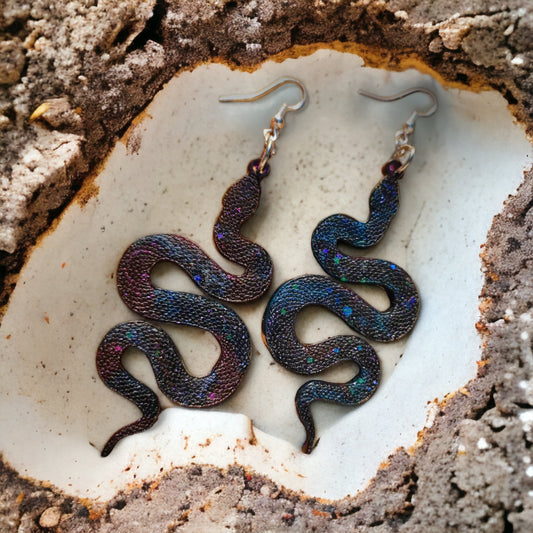 Itza - Boucles d'oreilles serpent (Plusieurs couleurs)  Boucles d'oreilles