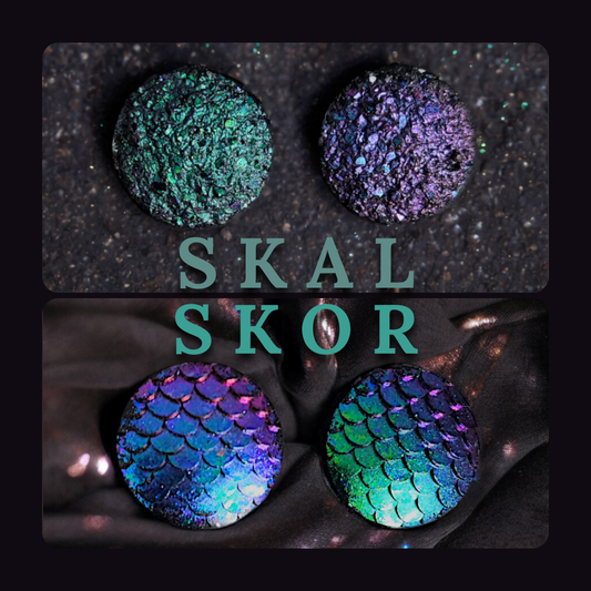 Skal/Skor - Clous d'oreilles en résine  Boucles d'oreilles