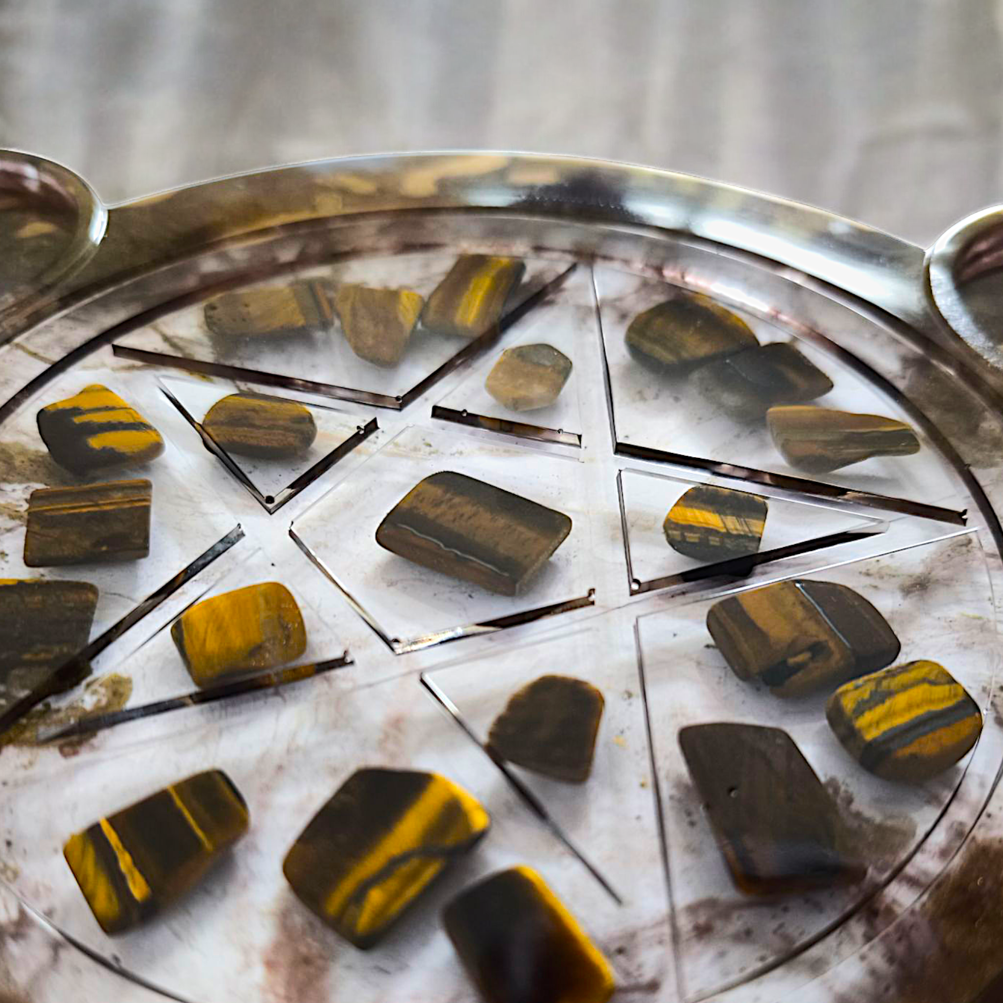 YZALYS | ETHERIA - Energy trays encrusted with stones (Several models)