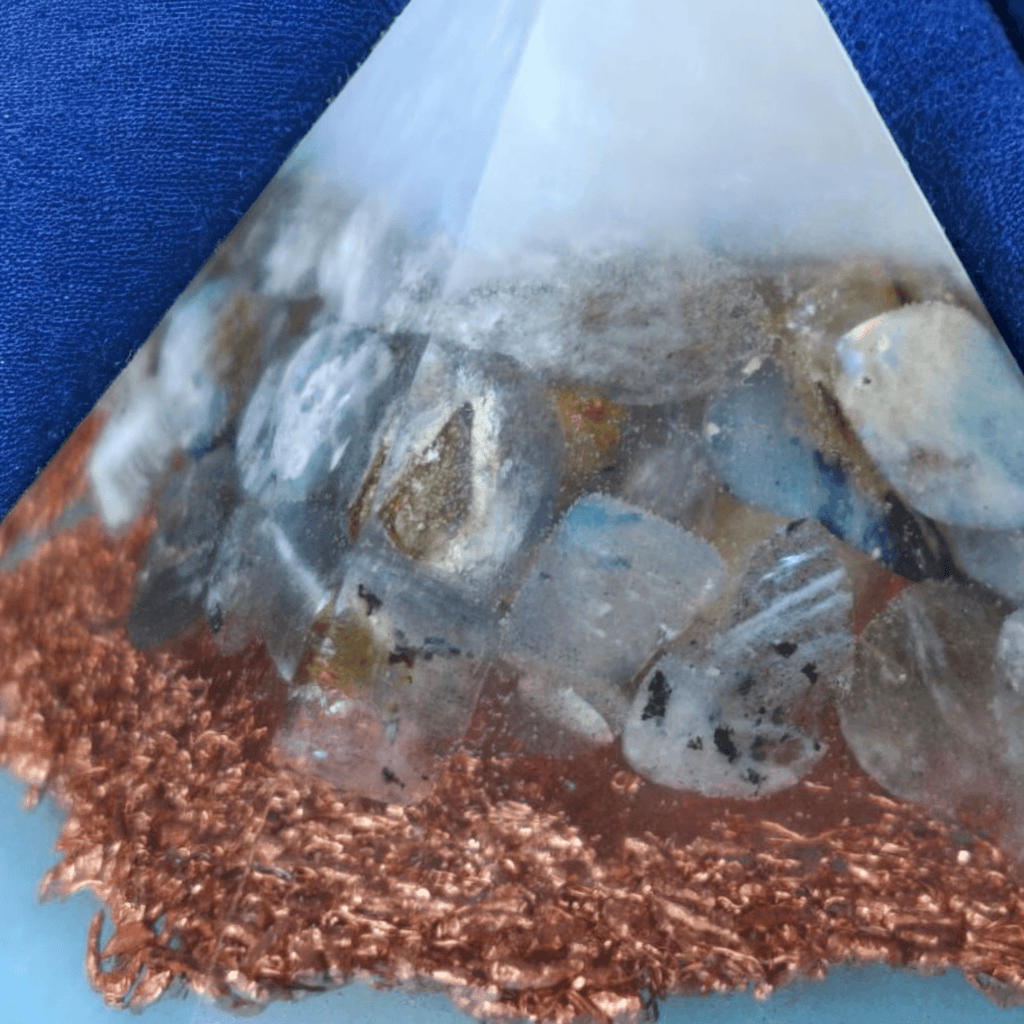ALTARA | Pyramides orgonite - Les Bleus 🔵 - L'Atelier de Tabatha