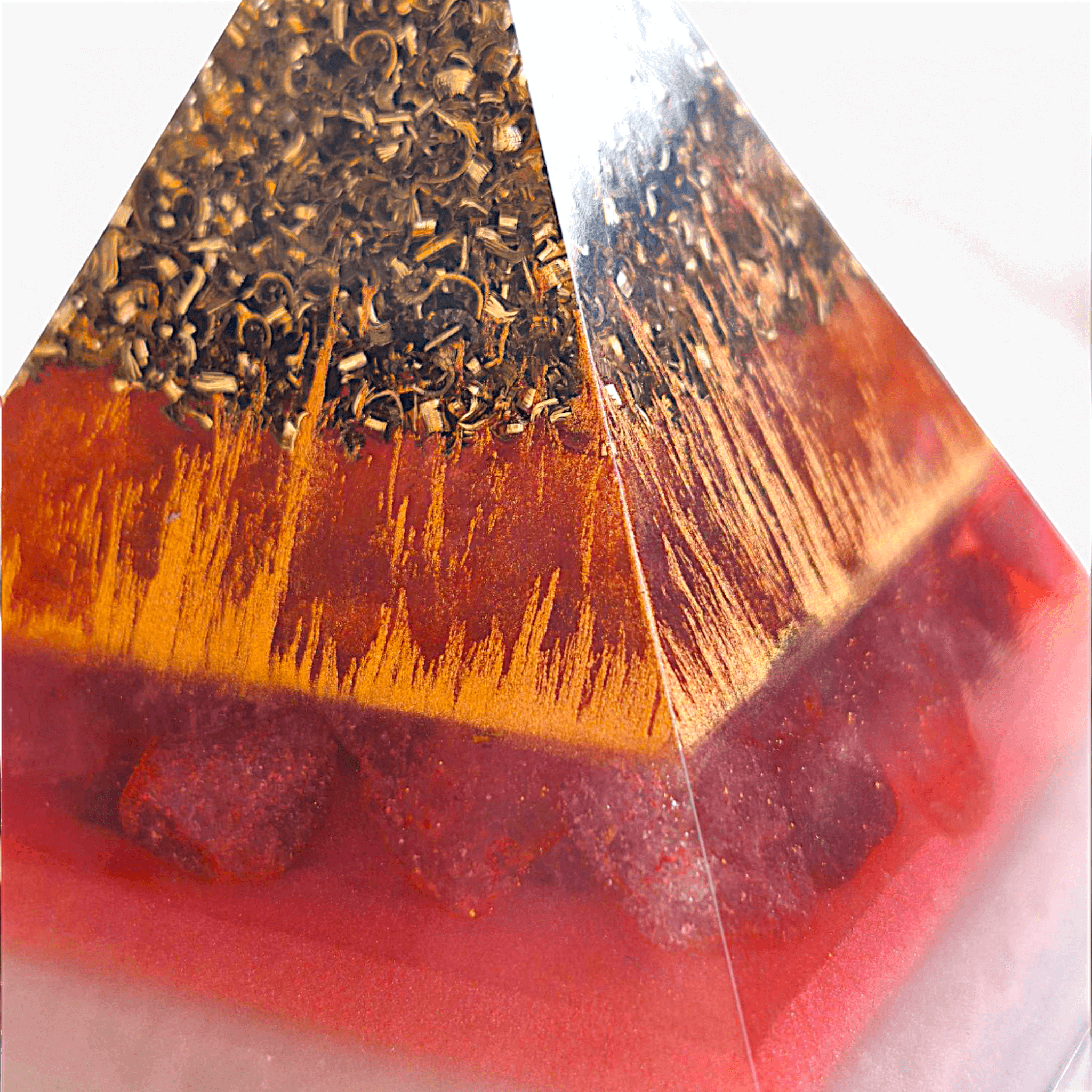 ALTARA | Pyramides orgonite - Les Rouges ❤️ - L'Atelier de Tabatha