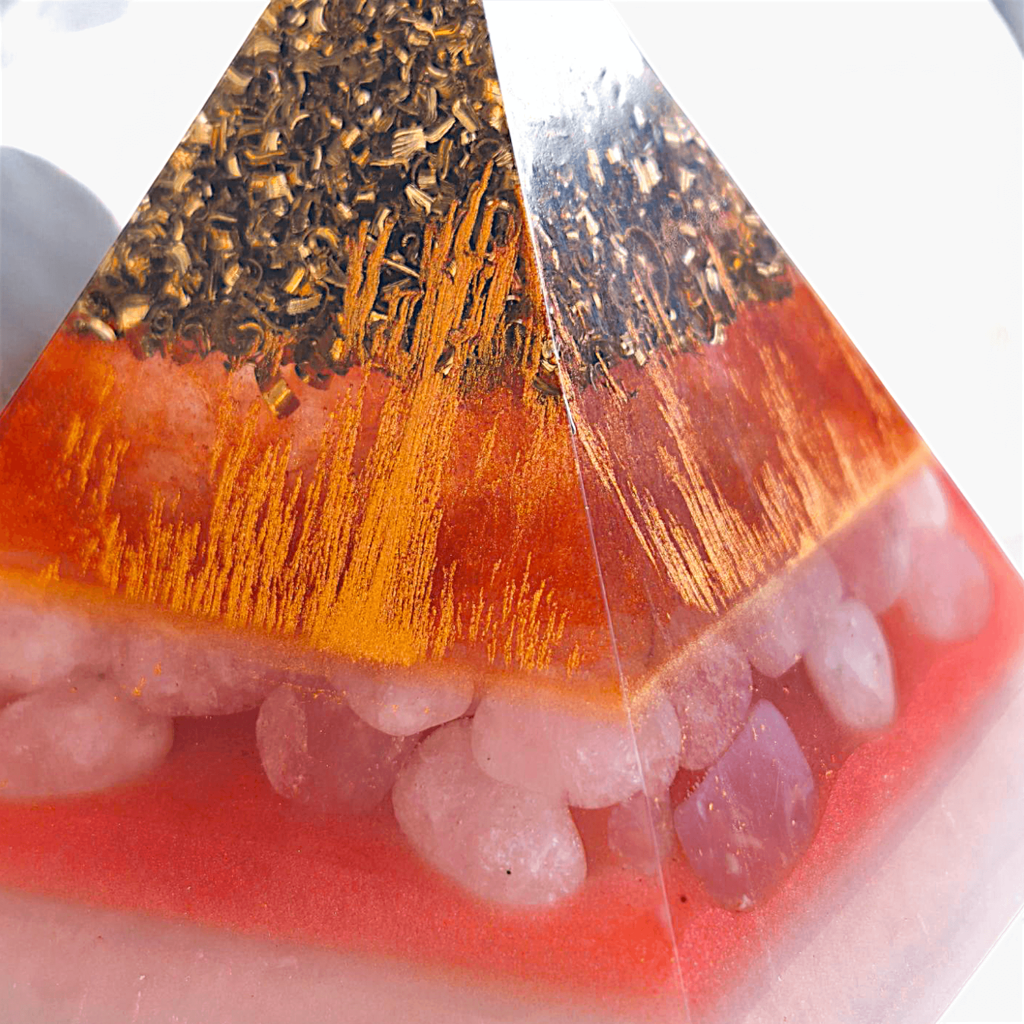 ALTARA | Pyramides orgonite - Les Rouges ❤️ - L'Atelier de Tabatha