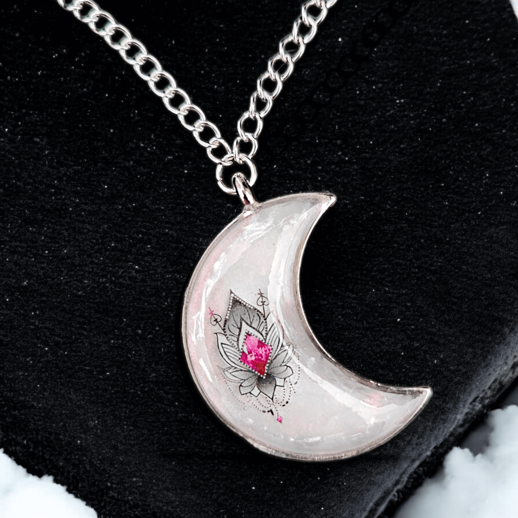 Lyana - Colliers - Acier et résine (Plusieurs créations uniques) - L'Atelier de Tabatha