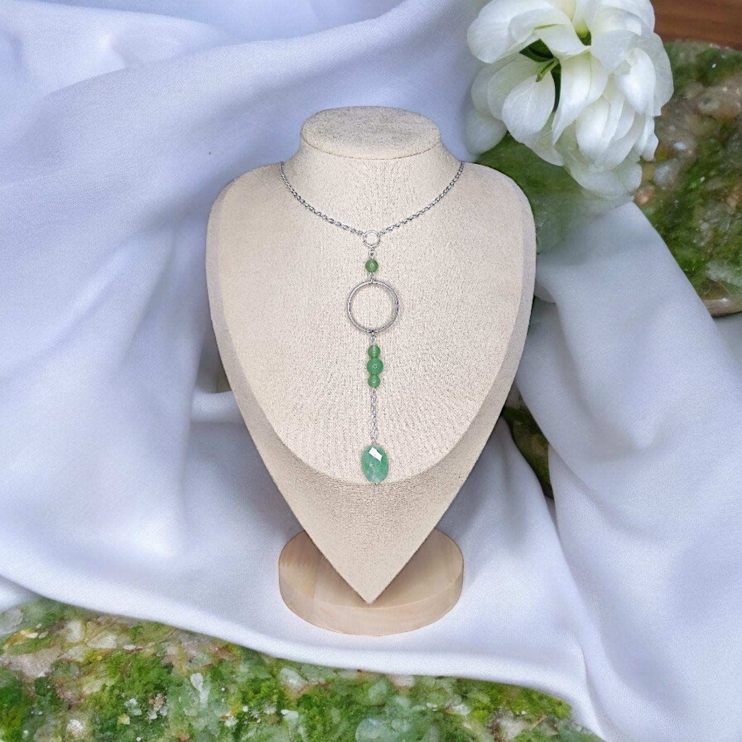 Maât - Collier - Aventurine verte - Doré ou argenté - Créations uniques  Collier