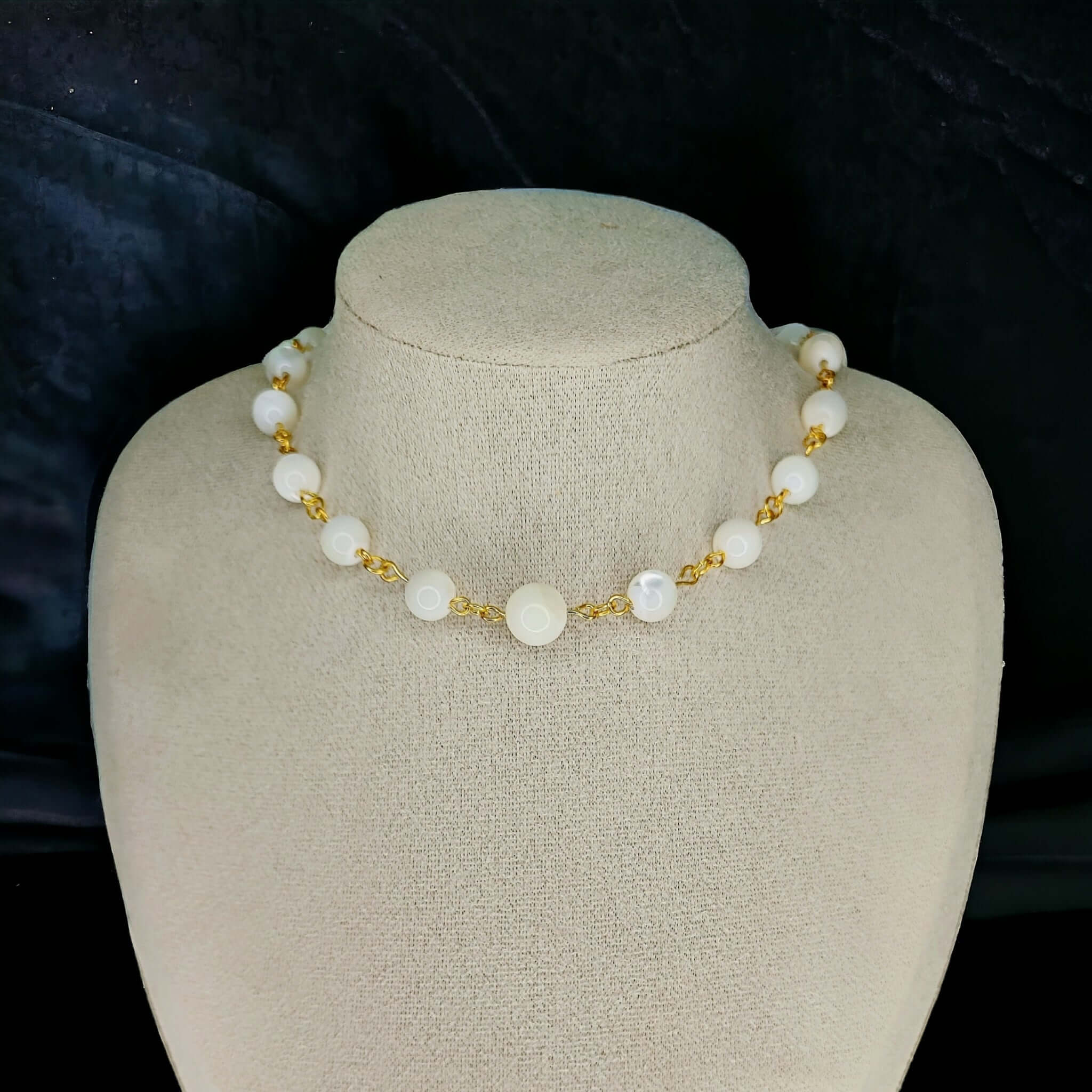 Vénus - Collier en pierre (Plusieurs modèles) - L'Atelier de Tabatha