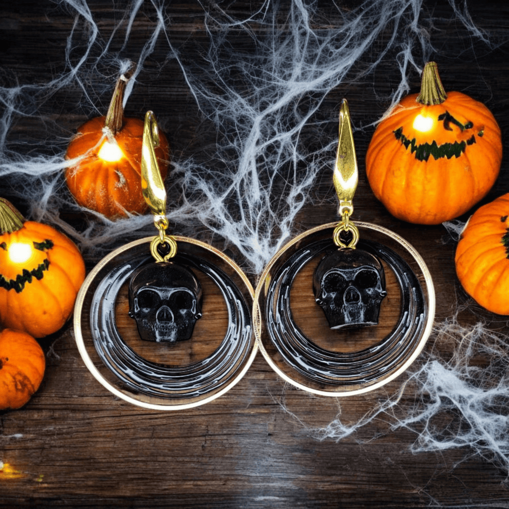Memento - Boucles d'oreilles - Acier (doré) et crânes en résine (Plusieurs modèles) - L'Atelier de Tabatha