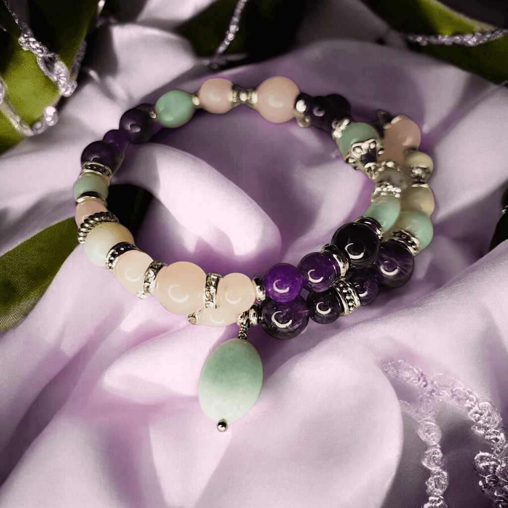 Serenitas – Bracelet de pierres – Base argentée - Quartz rose, Amazonite, Améthyste – Création unique - L'Atelier de Tabatha