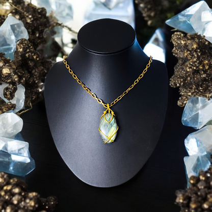 Elthoria - Collier en labradorite