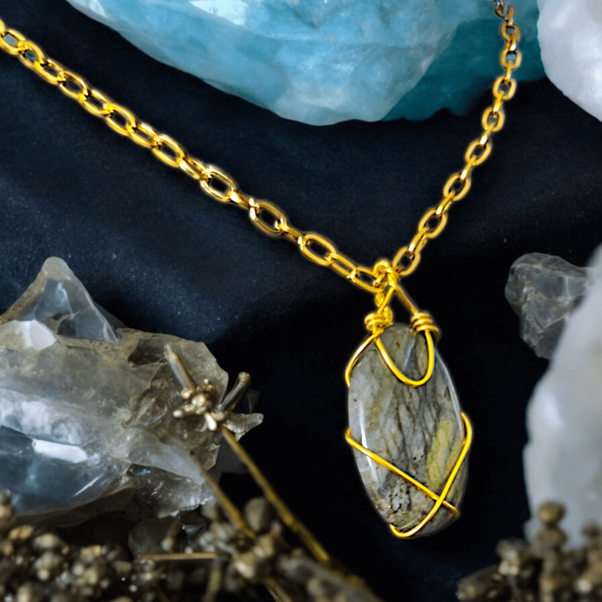 Elthoria - Collier en labradorite - L'Atelier de Tabatha