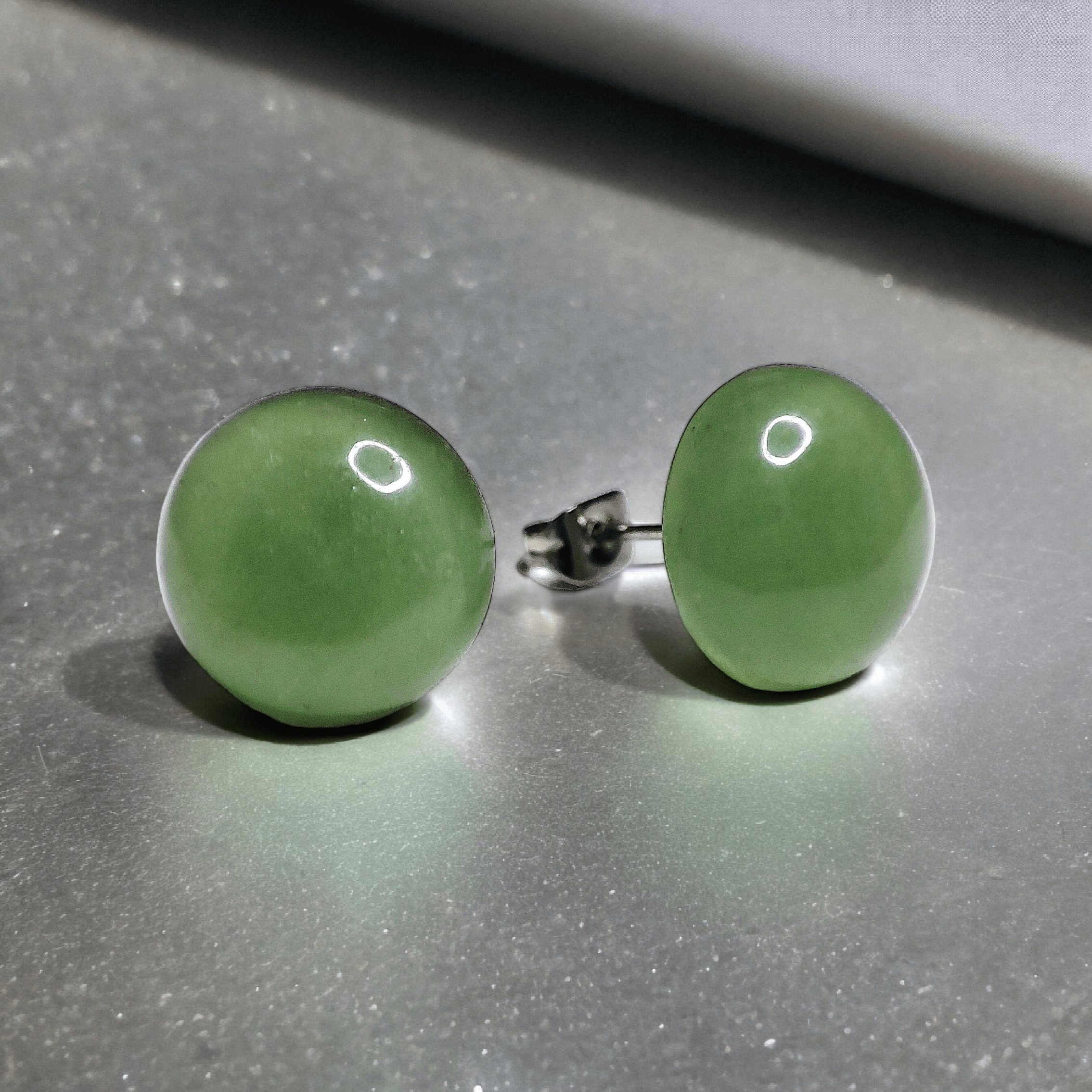 Sina - Clous d'oreilles en pierre (Plusieurs modèles) - L'Atelier de Tabatha