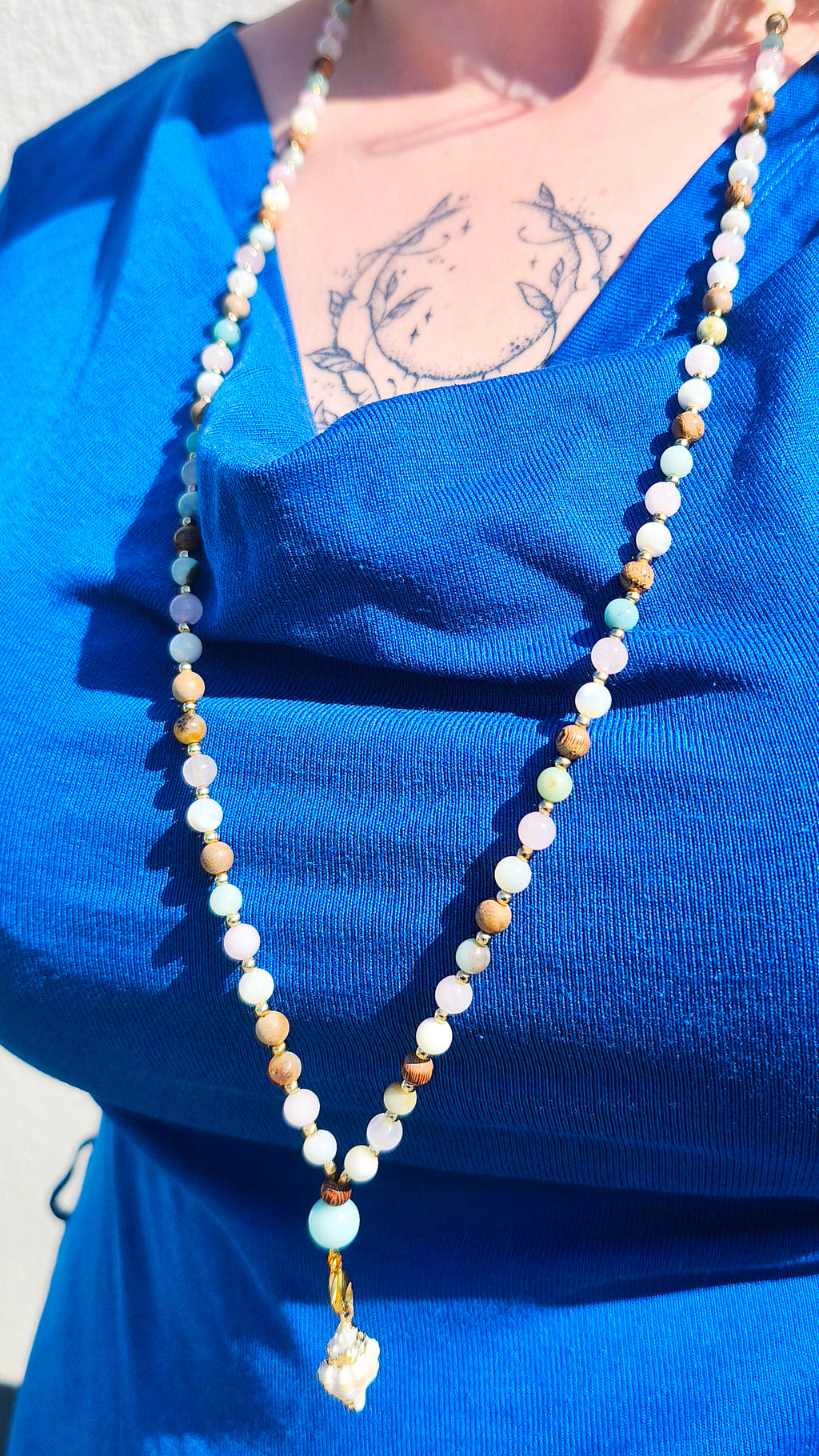 MALA | THALASSA : Collier rituel en amazonite/quartz rose et nacre