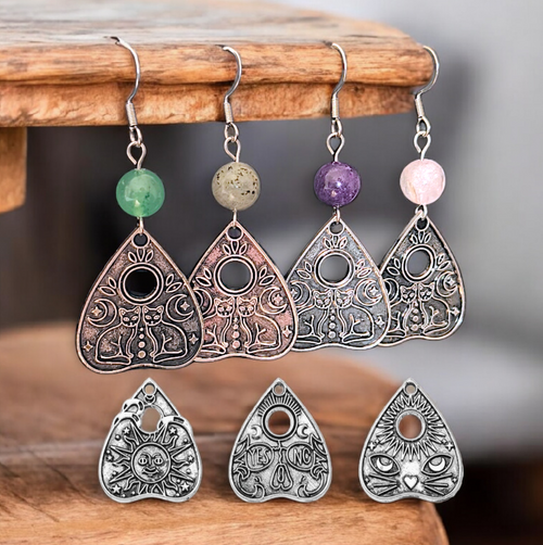 Ouijaë – boucle d’oreille asymétrique en pierre naturelle (à l’unité)