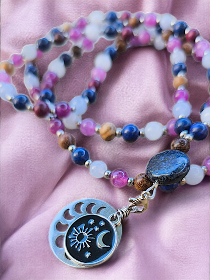 MALA | NYMÄE : Collier rituel en Aigue-marine/Lapis-lazuli et Lepidolite