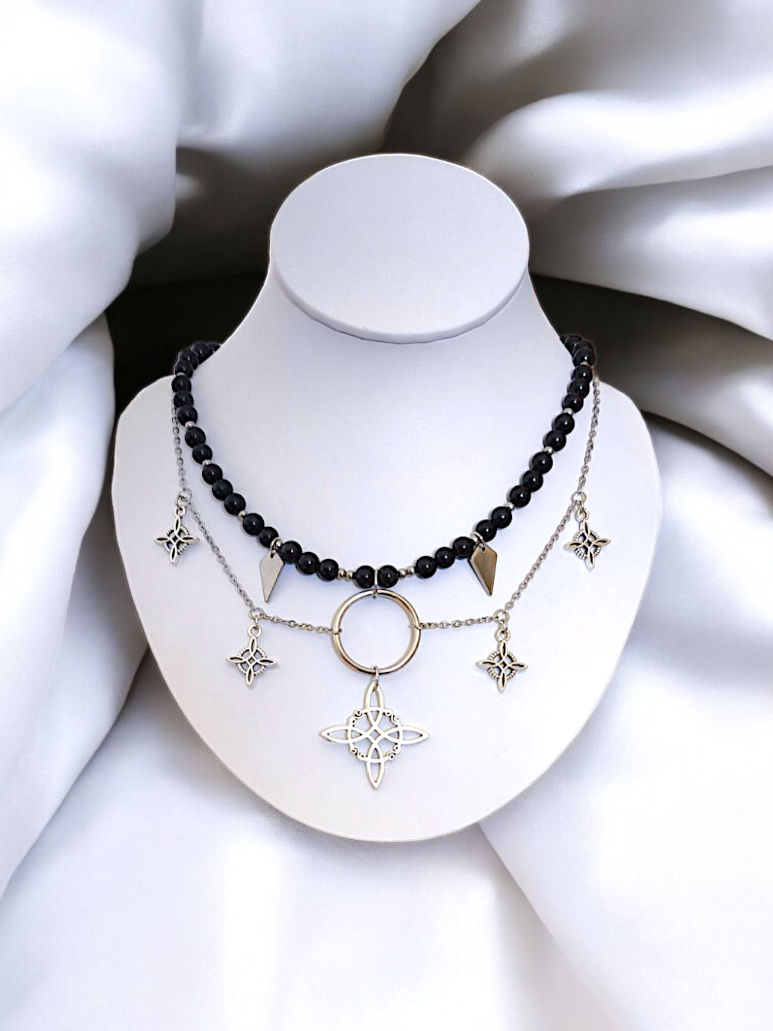 NÉMÉSIS | Knothex - Collier onyx noir et nœud de sorcière